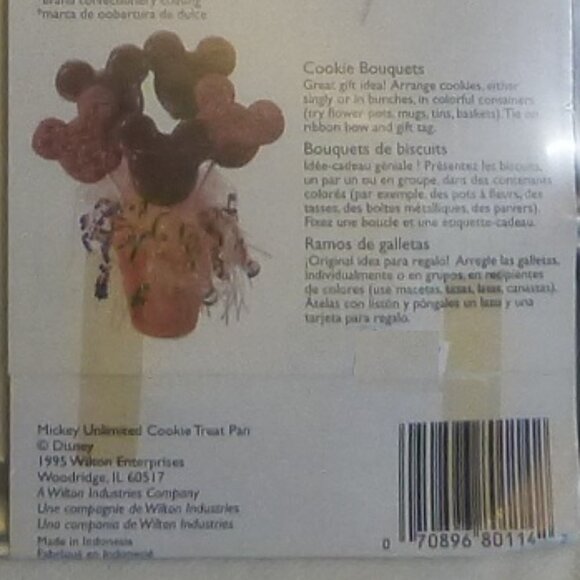 New Disney Mickey Unlimited Cookie Treat Pan - Picture 7 of 7